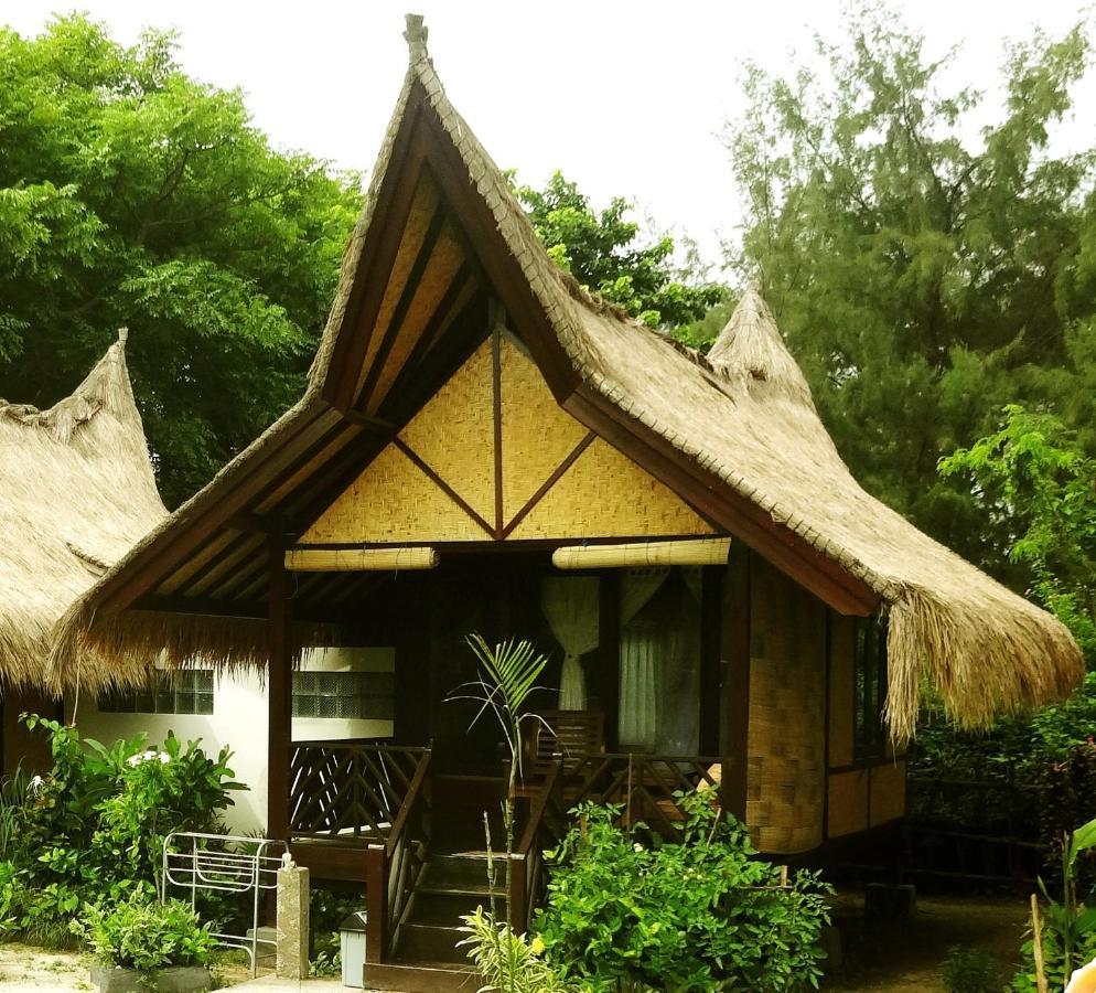 Ana Warung & Bungalows Gili Meno Buitenkant foto