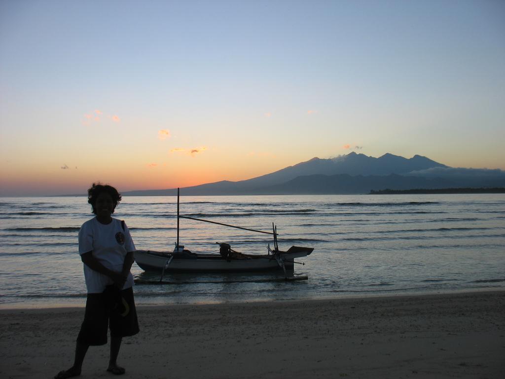 Ana Warung & Bungalows Gili Meno Buitenkant foto