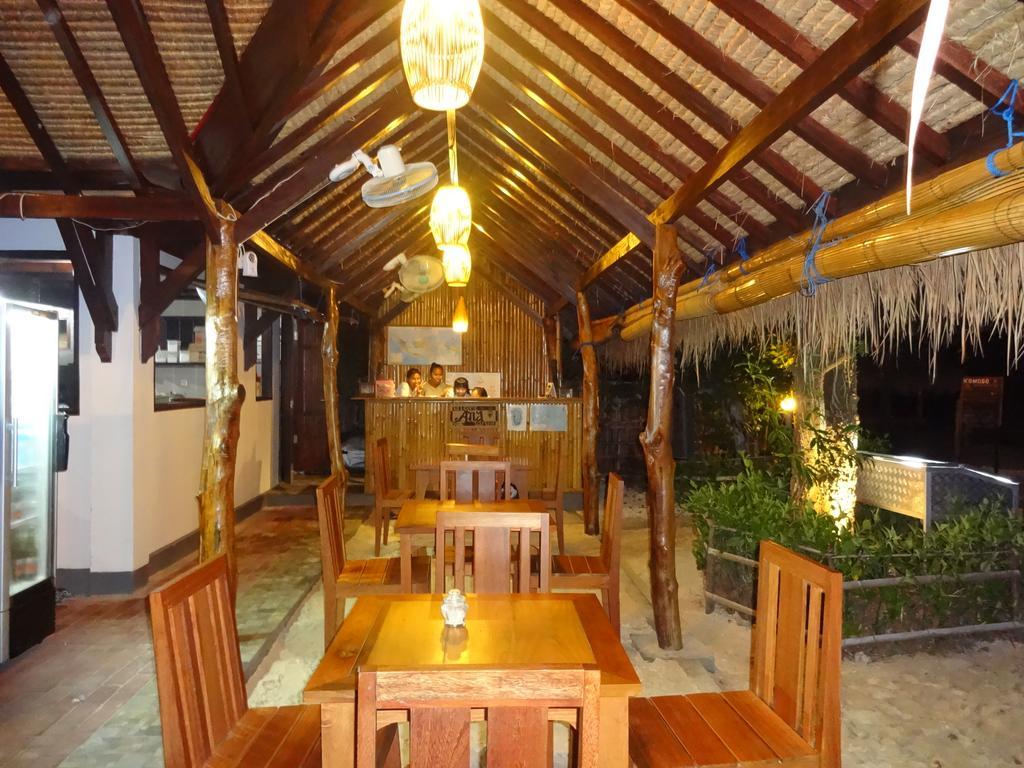 Ana Warung & Bungalows Gili Meno Buitenkant foto